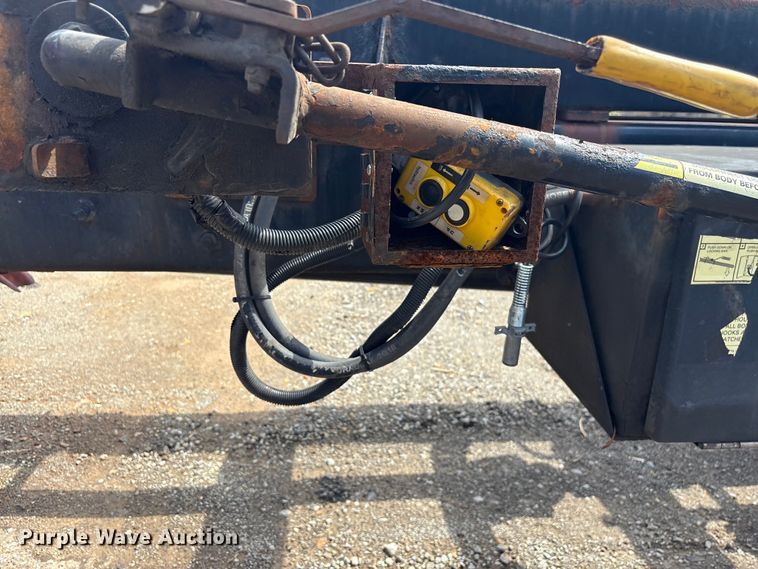 image for item EF1164 2018 Freightliner Business Class M2 chassis lift truck