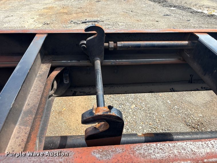 image for item EF1164 2018 Freightliner Business Class M2 chassis lift truck
