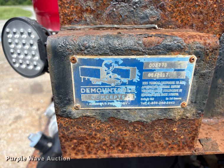 image for item EF1164 2018 Freightliner Business Class M2 chassis lift truck