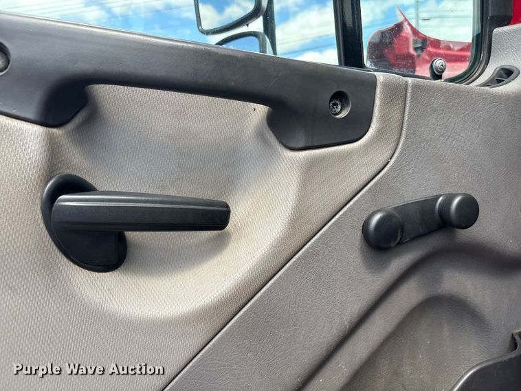 image for item EF1164 2018 Freightliner Business Class M2 chassis lift truck
