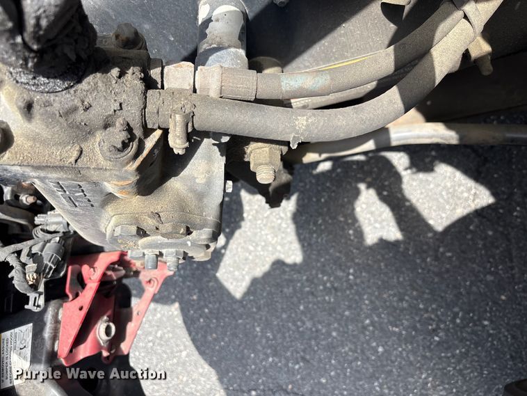 image for item EF1217 2015 Volvo VNL semi truck
