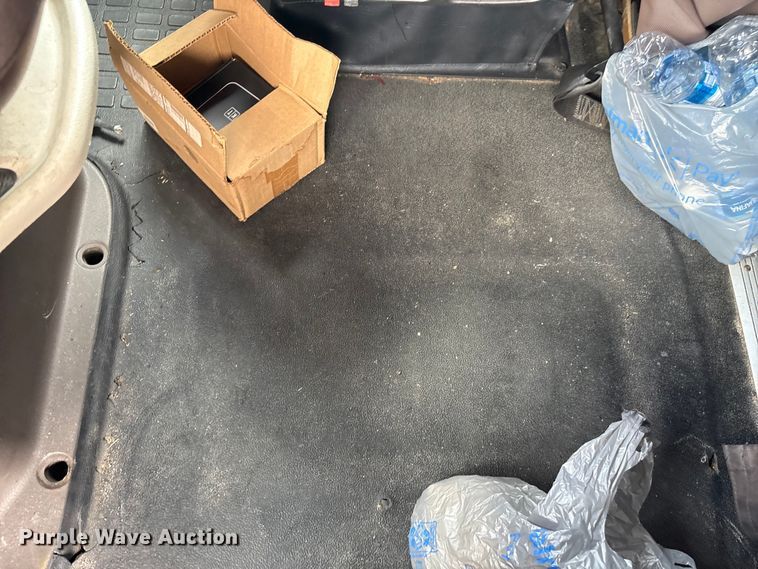 image for item EF1217 2015 Volvo VNL semi truck