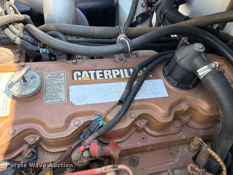 image for item EG9088 2000 Freightliner FL60 truck cab and chassis