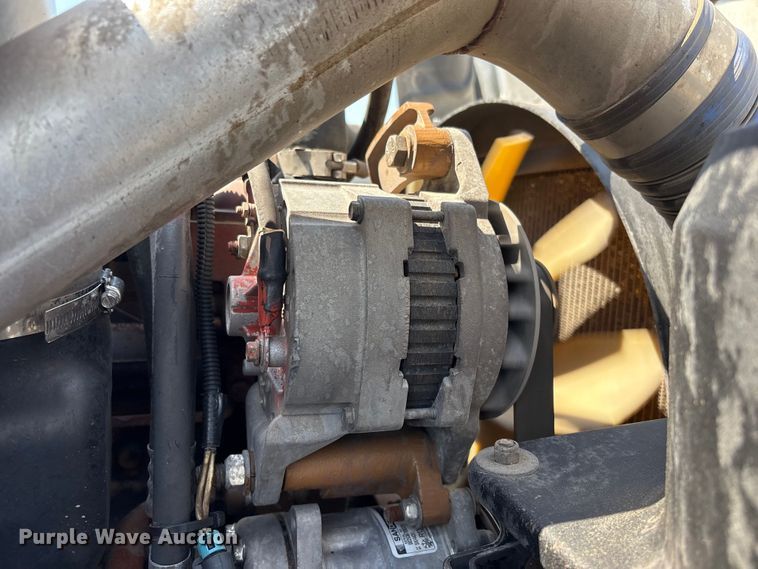 image for item EG9088 2000 Freightliner FL60 truck cab and chassis