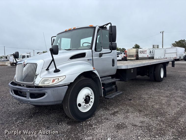 2015 International Durastar 4300 Flatbed Truck VIN: 3HAJTSKL2FL646842 Lot: 999383908