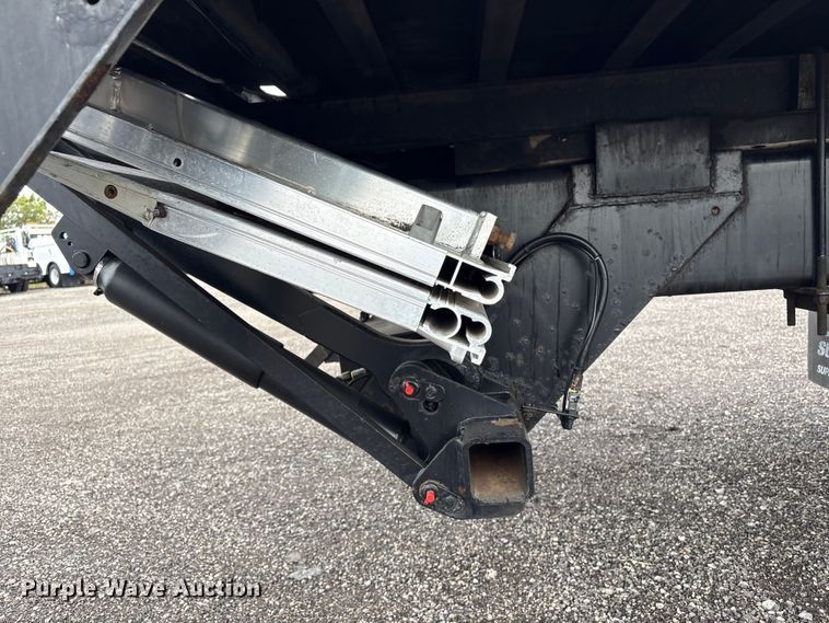 image for item EG9099 2015 International DuraStar 4300 flatbed truck