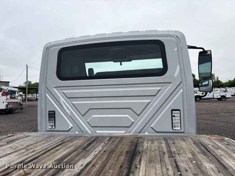 image for item EG9099 2015 International DuraStar 4300 flatbed truck