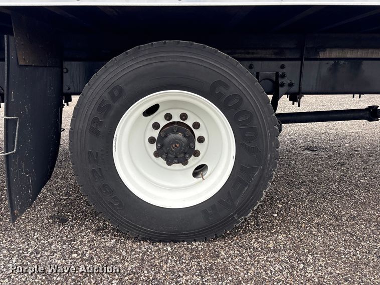 image for item EG9099 2015 International DuraStar 4300 flatbed truck