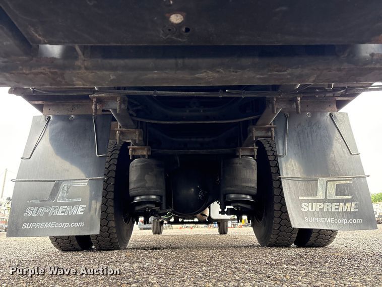 image for item EG9099 2015 International DuraStar 4300 flatbed truck