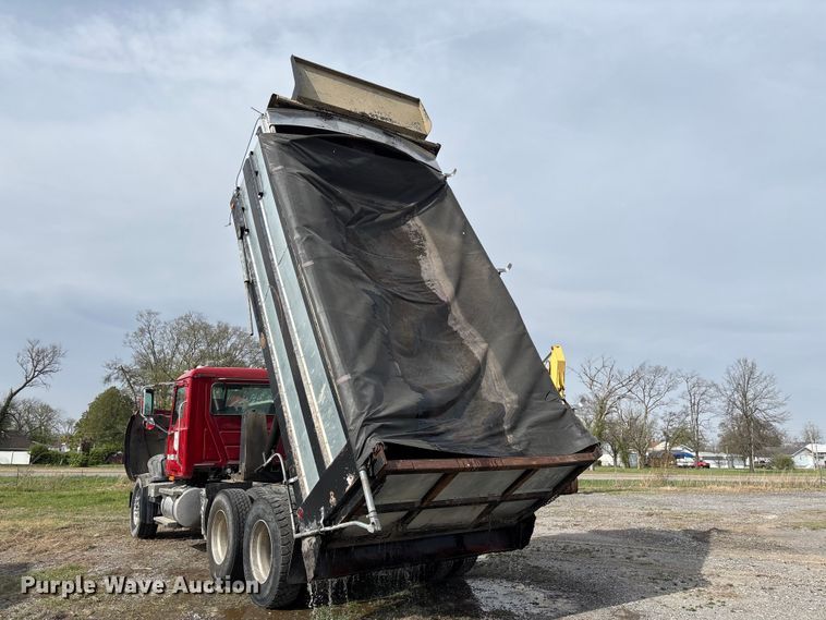 image for item EM0066 2004 Mack CV700 Series dump truck