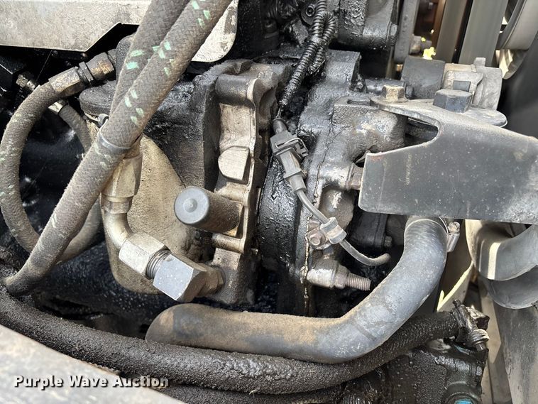 image for item EM0066 2004 Mack CV700 Series dump truck