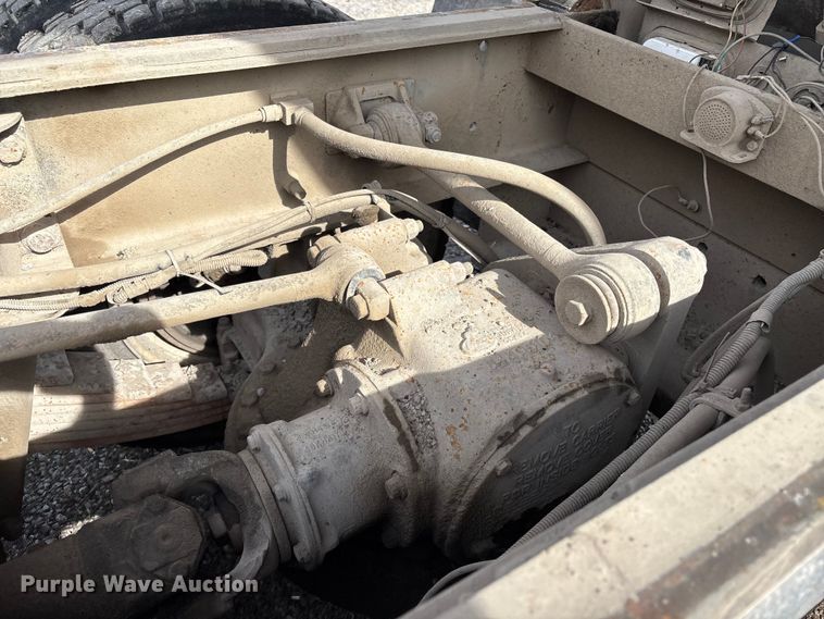 image for item EM0066 2004 Mack CV700 Series dump truck