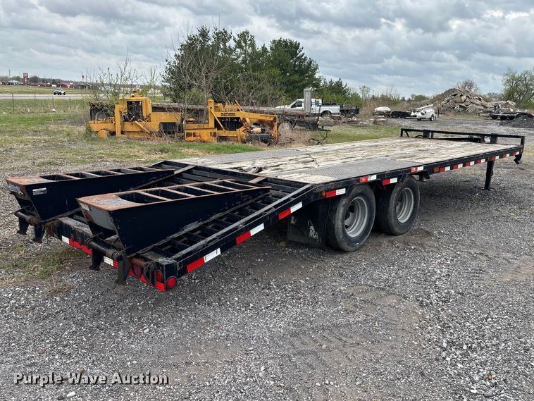image for item EM0075 2013 Load Trail Load Max equipment trailer