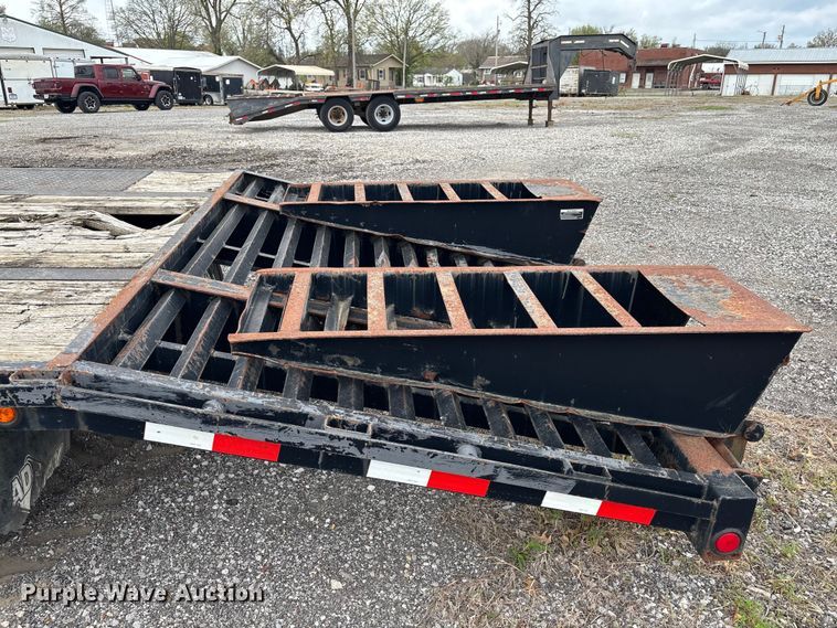 image for item EM0075 2013 Load Trail Load Max equipment trailer