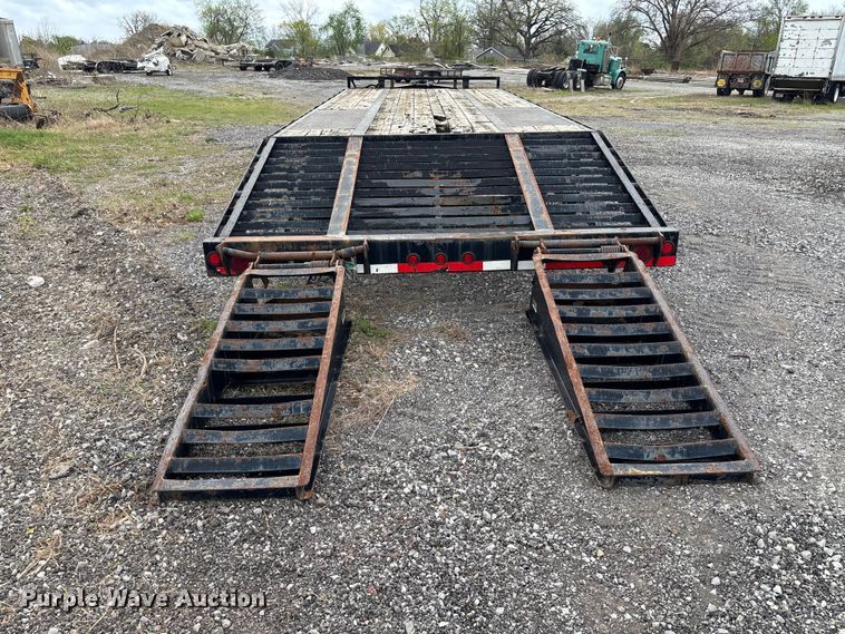 image for item EM0075 2013 Load Trail Load Max equipment trailer