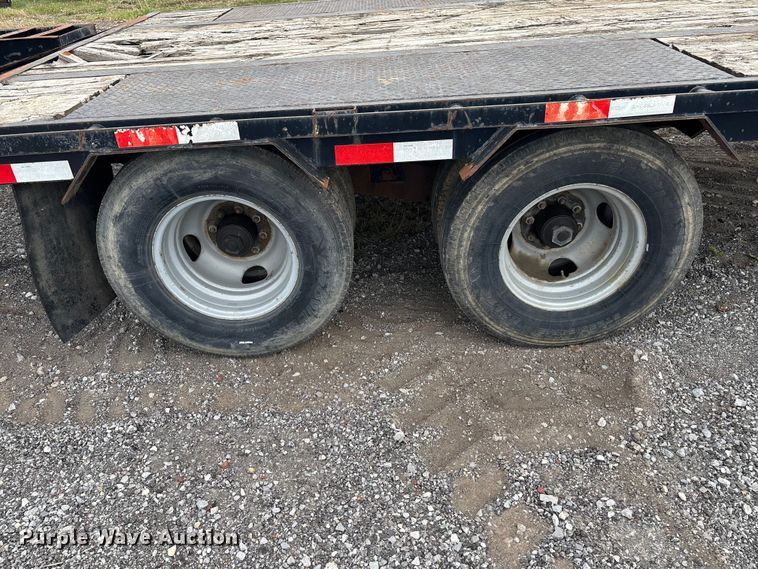 image for item EM0075 2013 Load Trail Load Max equipment trailer