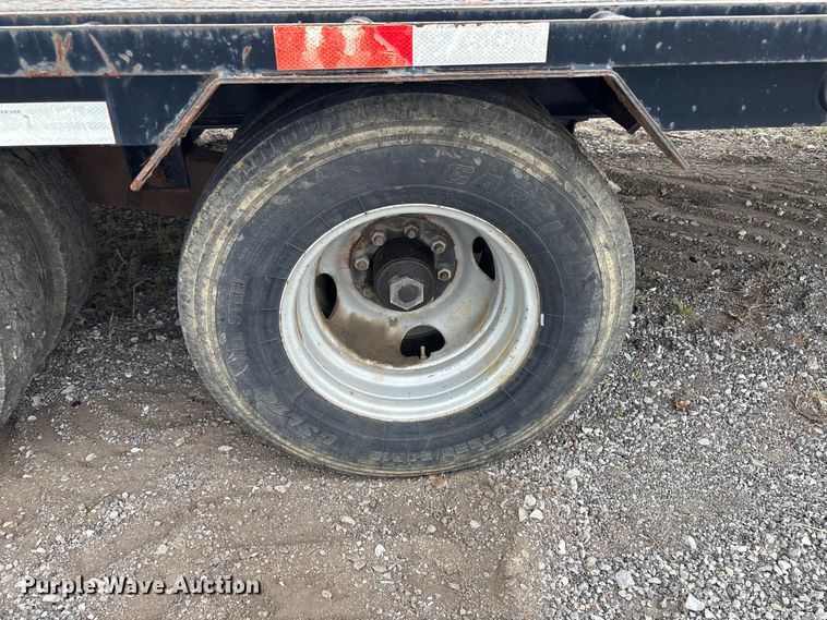 image for item EM0075 2013 Load Trail Load Max equipment trailer