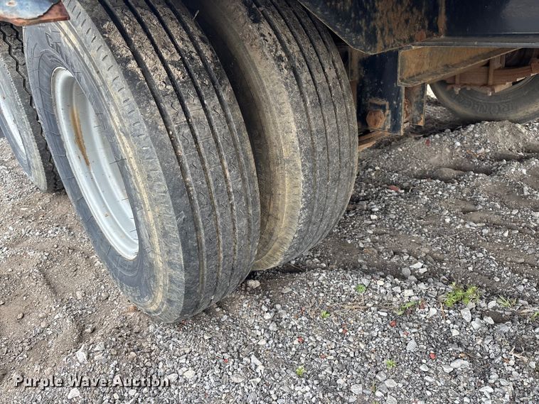 image for item EM0075 2013 Load Trail Load Max equipment trailer
