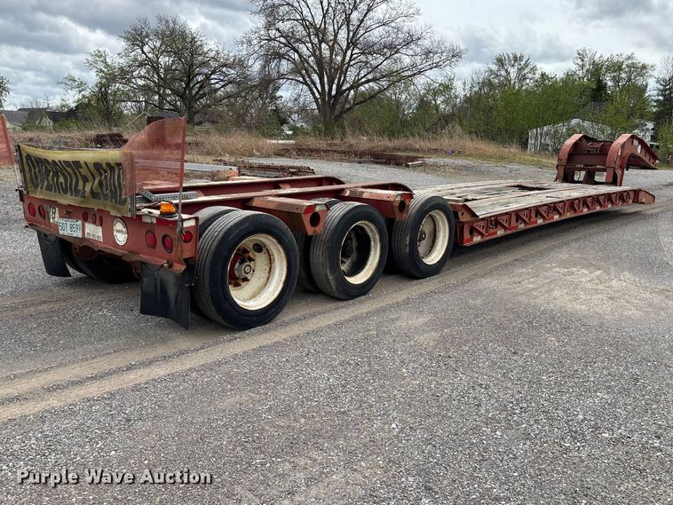image for item EM0084 1997 Fontaine Specialized Inc TB50 lowboy equipment trailer