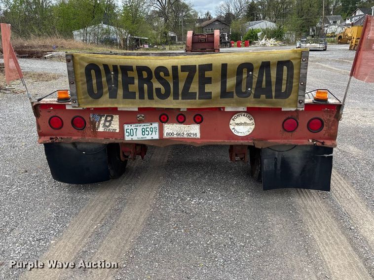 image for item EM0084 1997 Fontaine Specialized Inc TB50 lowboy equipment trailer