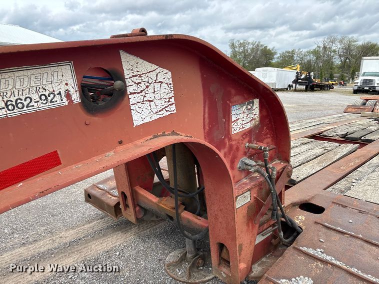 image for item EM0084 1997 Fontaine Specialized Inc TB50 lowboy equipment trailer
