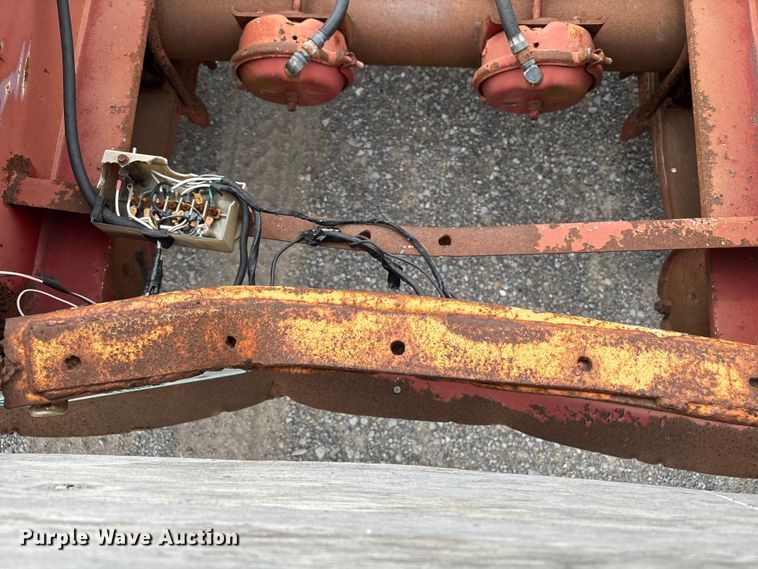 image for item EM0084 1997 Fontaine Specialized Inc TB50 lowboy equipment trailer