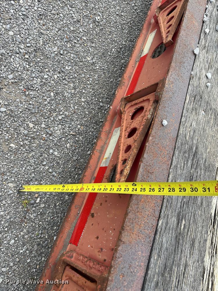 image for item EM0084 1997 Fontaine Specialized Inc TB50 lowboy equipment trailer