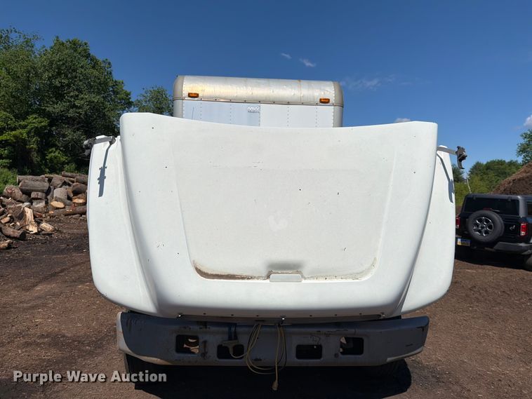 image for item EM0116 1995 Ford F800 box truck