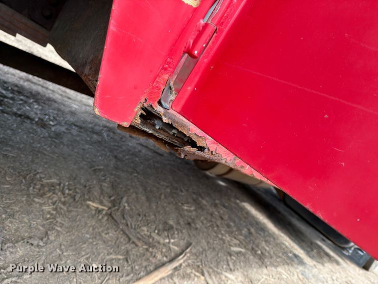 image for item EM0122 2003 Ford F650 utility / service truck