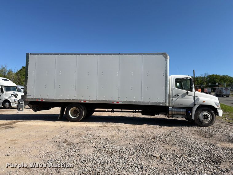 image for item EM0126 2020 Hino 268A box truck