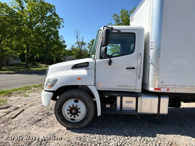 image for item EM0126 2020 Hino 268A box truck