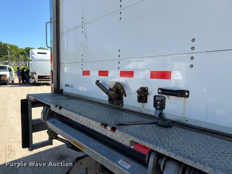 image for item EM0126 2020 Hino 268A box truck
