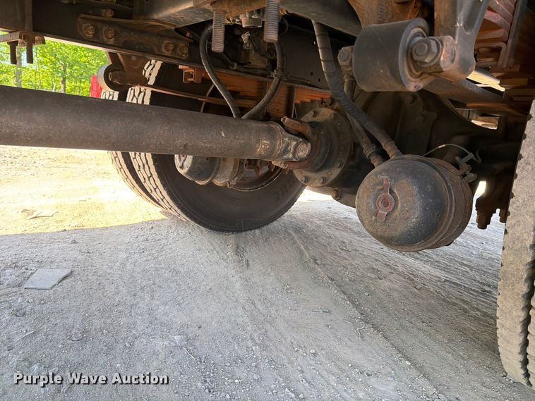 image for item EM0126 2020 Hino 268A box truck