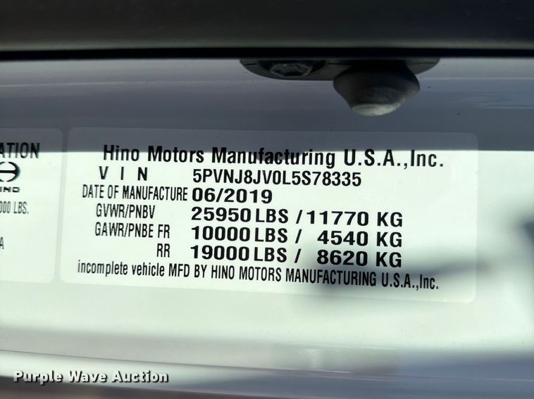image for item EM0126 2020 Hino 268A box truck