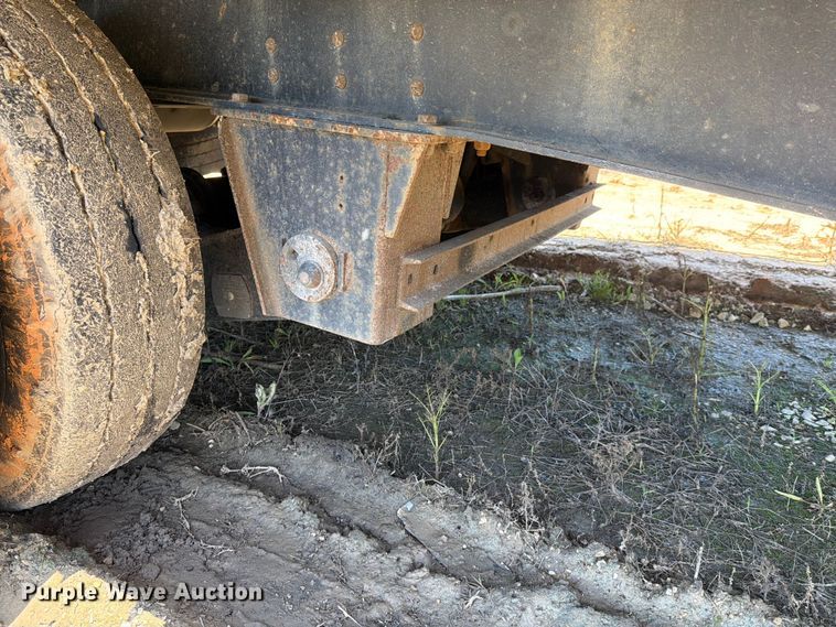 image for item EM0127 2019 Trail King TK80ACS-43 drop deck equipment trailer