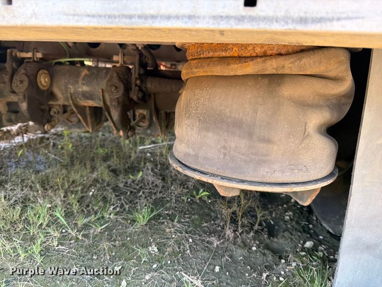 image for item EM0127 2019 Trail King TK80ACS-43 drop deck equipment trailer