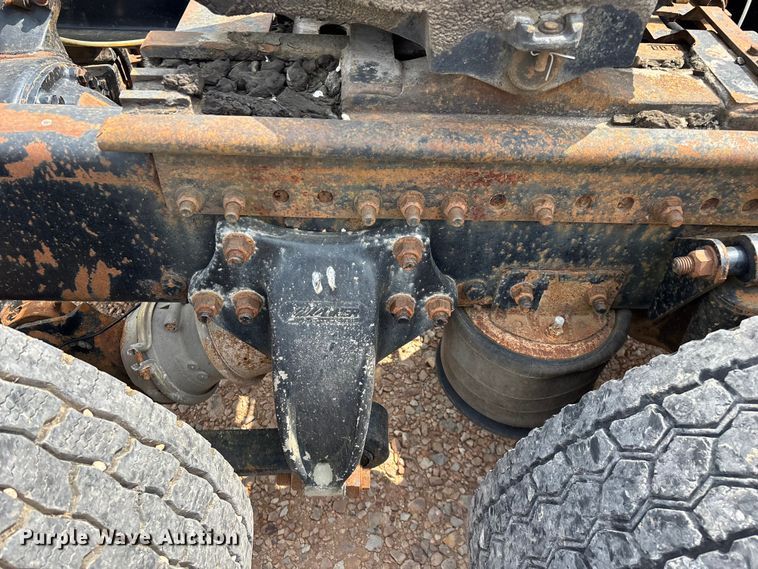 image for item EO4289 2006 Sterling A-Line semi truck