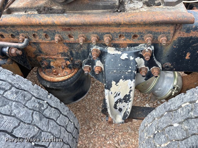 image for item EO4289 2006 Sterling A-Line semi truck
