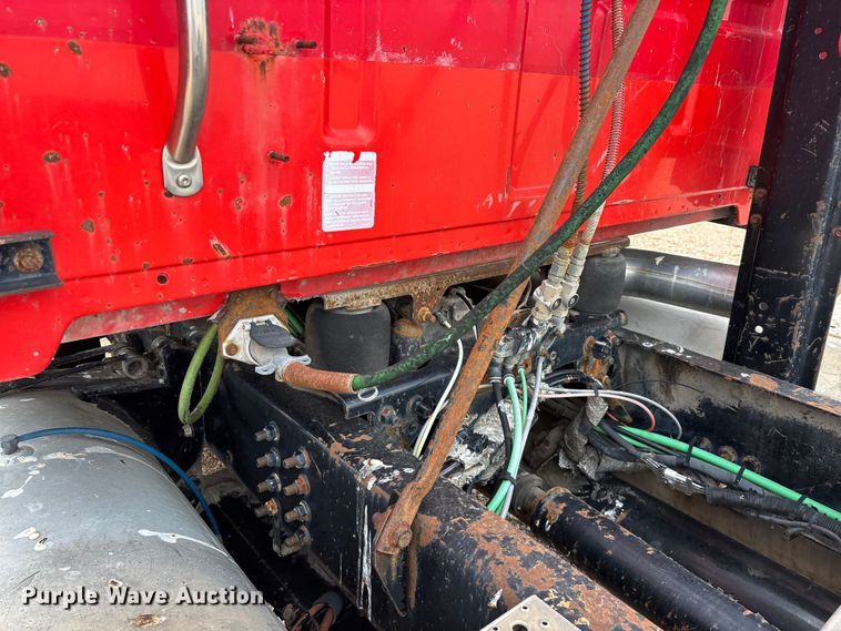image for item EO4289 2006 Sterling A-Line semi truck