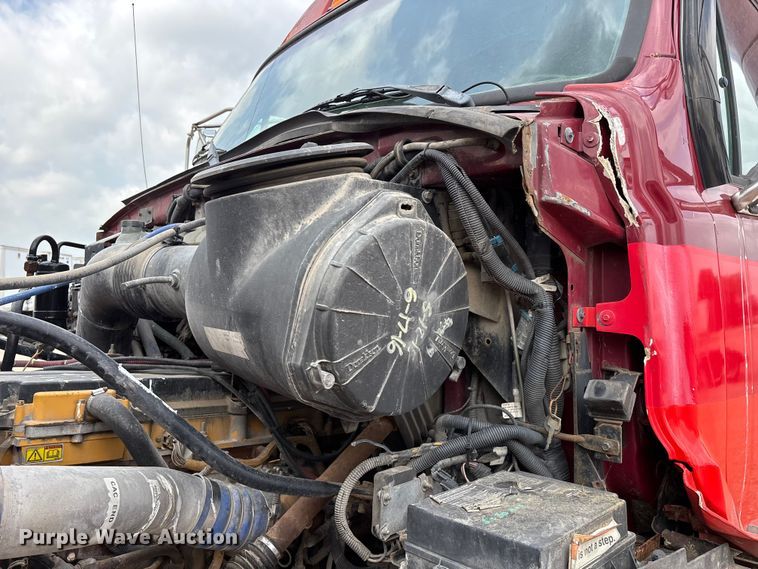 image for item EO4289 2006 Sterling A-Line semi truck