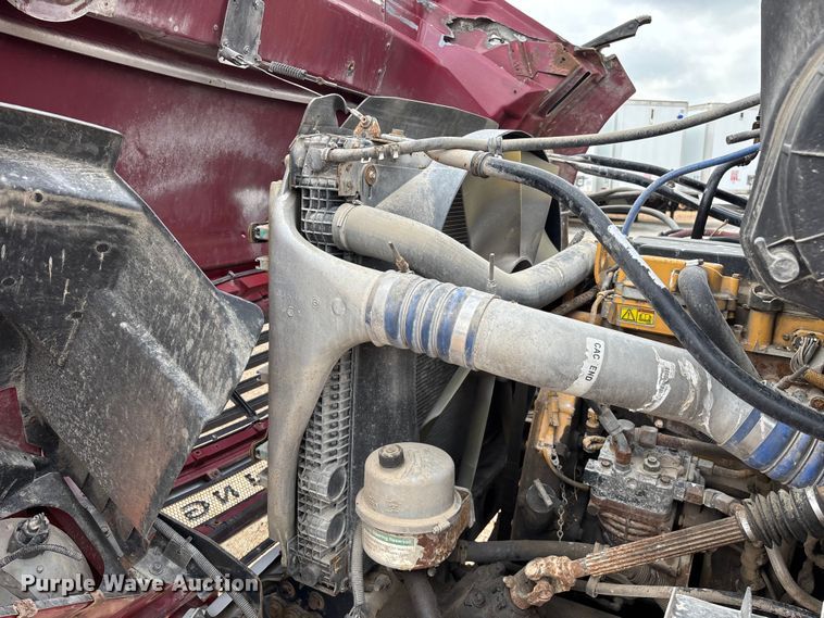 image for item EO4289 2006 Sterling A-Line semi truck