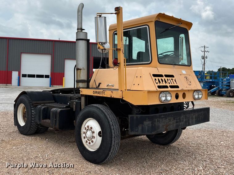 image for item EO4292 1994 Capacity TJ5000 yard truck