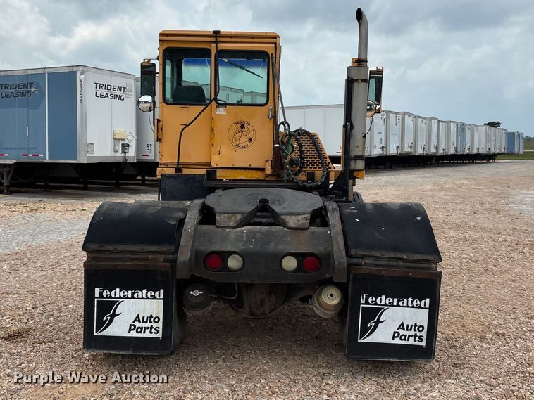 image for item EO4292 1994 Capacity TJ5000 yard truck