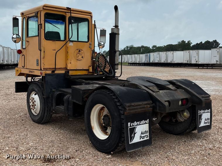 image for item EO4292 1994 Capacity TJ5000 yard truck