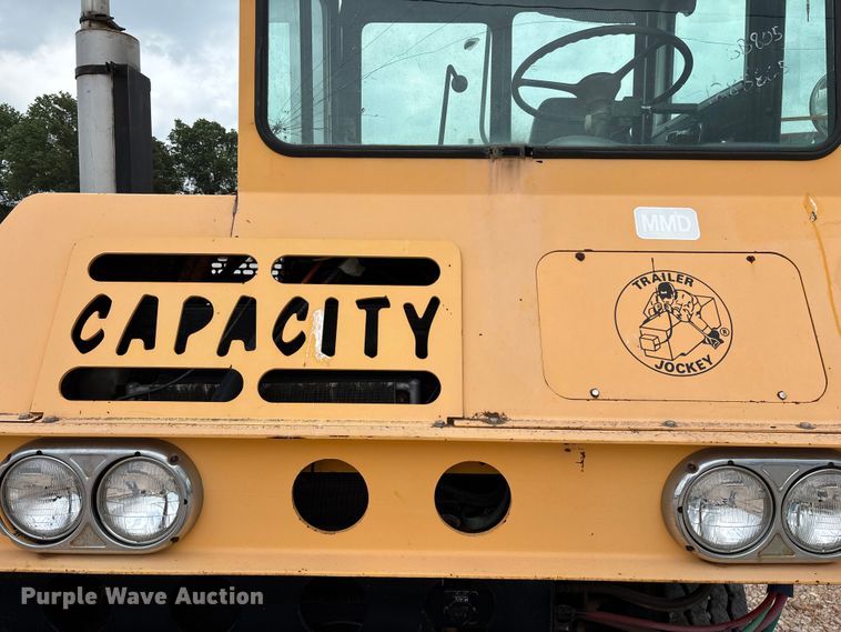 image for item EO4292 1994 Capacity TJ5000 yard truck