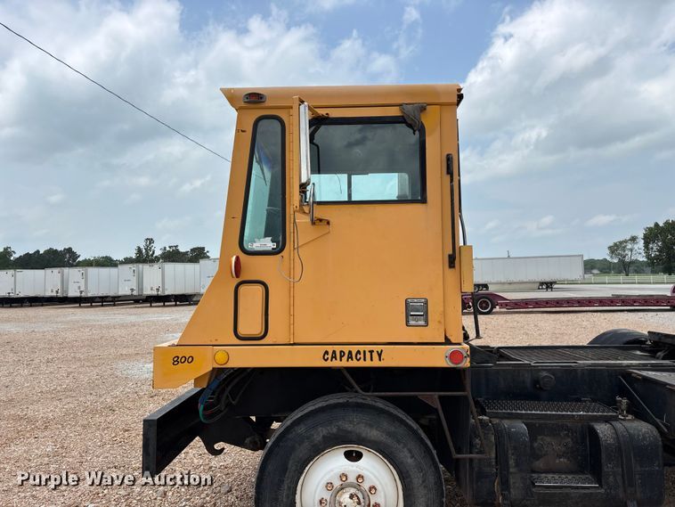 image for item EO4292 1994 Capacity TJ5000 yard truck