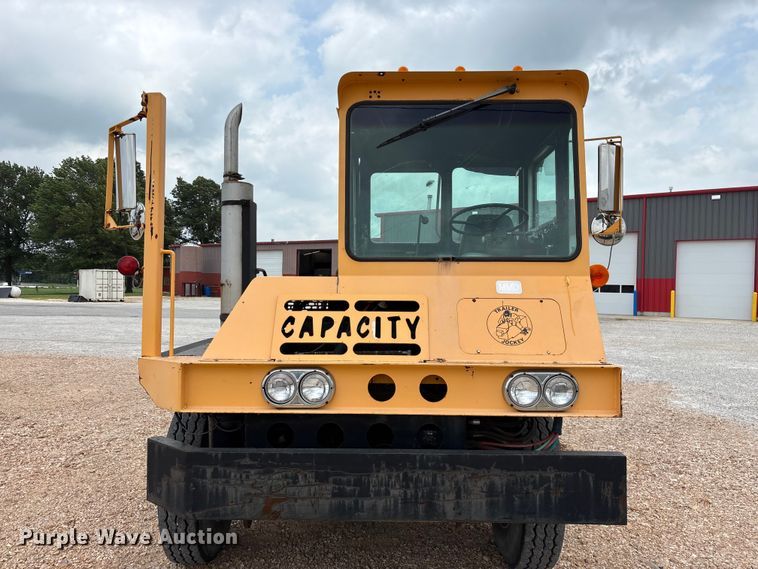 image for item EO4292 1994 Capacity TJ5000 yard truck
