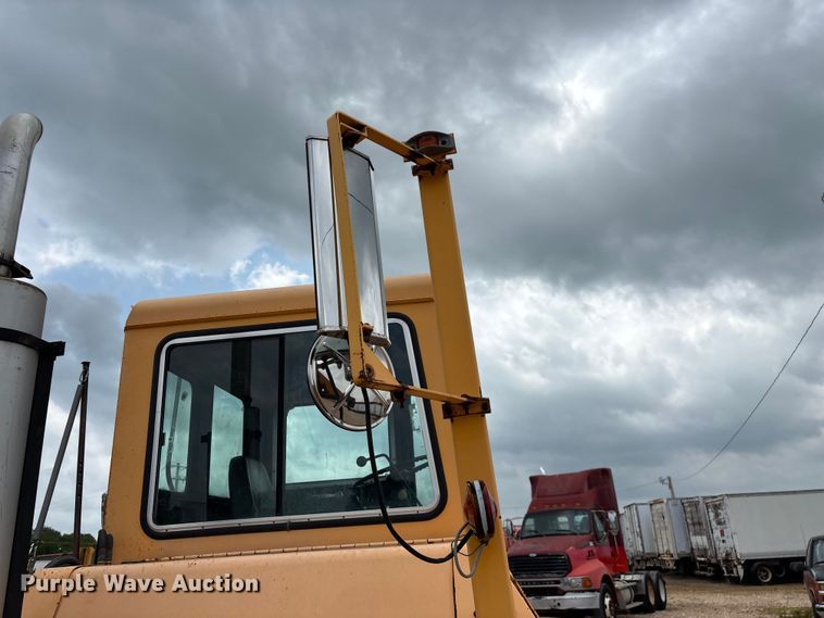 image for item EO4292 1994 Capacity TJ5000 yard truck