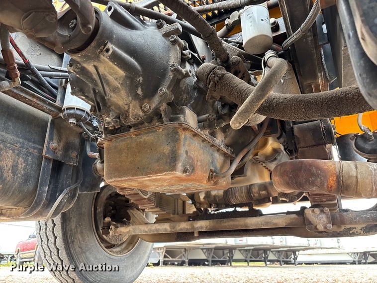 image for item EO4292 1994 Capacity TJ5000 yard truck