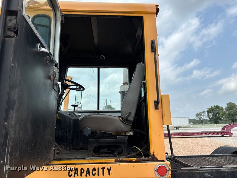 image for item EO4292 1994 Capacity TJ5000 yard truck